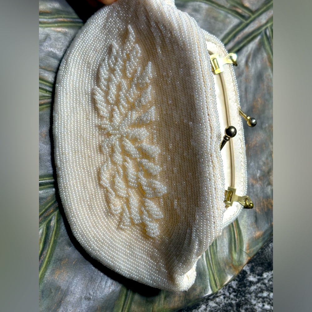 Simon Mister Ernest Vintage White Beaded Bag, Simple Leaf Design. 1950s 1960’s